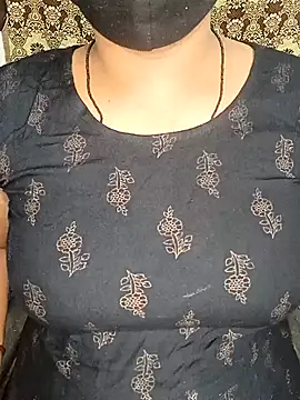 Snapshot of telugucrazygirl chatting on October 27, 2025, 6:01 pm telugucrazygirl online show from October 27, 2025, 6:01 pm