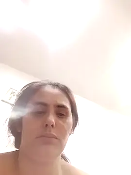 blanca24325 online show from November 16, 2025, 5:13 am