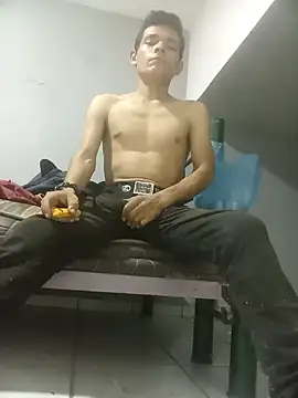 HSexy Men00 online show from October 28, 2025, 2:15 am