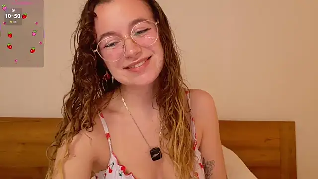 lolatheangel online show from March 3, 2026, 2:39 am