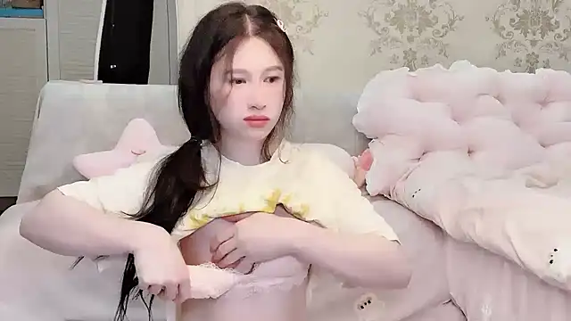Snapshot of anna-888- chatting on April 5, 2026, 3:31 pm anna-888- online show from April 5, 2026, 3:31 pm