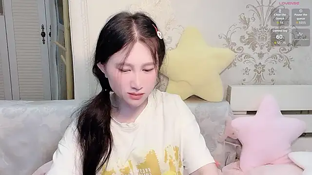 Snapshot of anna-888- chatting on May 13, 2026, 1:08 pm anna-888- online show from May 13, 2026, 1:08 pm