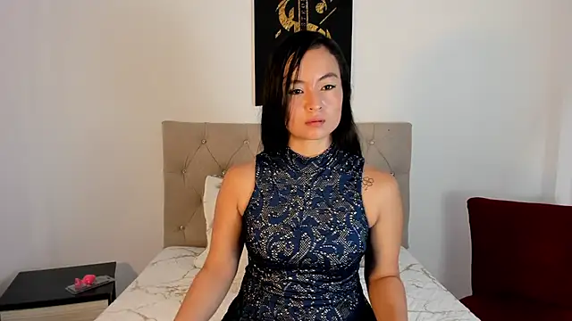 amber smiteh online show from November 13, 2025, 11:20 am