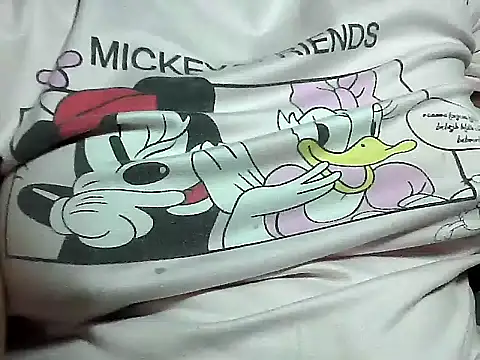 Snapshot of AdrianaDirtyExtreme chatting on October 27, 2025, 3:38 pm AdrianaDirtyExtreme online show from October 27, 2025, 3:38 pm