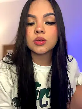 amber white15 online show from November 4, 2025, 11:15 pm