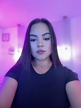 Snapshot of amber_white15 chatting on February 18, 2026, 2:51 am amber white15 online show from February 18, 2026, 2:51 am