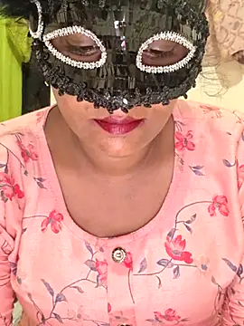 Snapshot of sivashree chatting on June 4, 2026, 3:34 am sivashree online show from June 4, 2026, 3:34 am