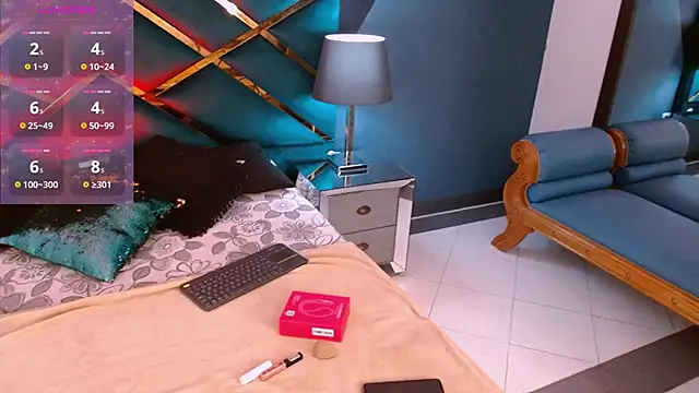 Snapshot of LexyBlaze_ chatting on April 4, 2026, 11:18 am LexyBlaze online show from April 4, 2026, 11:18 am