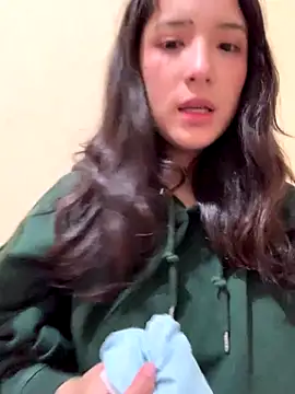 Snapshot of AikoStar chatting on October 25, 2025, 5:04 am AikoStar online show from October 25, 2025, 5:04 am