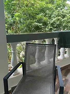 BubblesLovexox online show from April 10, 2026, 10:42 am