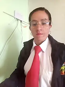 Valentina--1 online show from November 10, 2025, 11:53 am