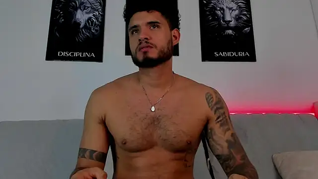 AUSTINN TORRES online show from June 21, 2026, 12:13 am