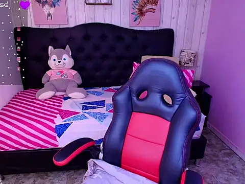 Snapshot of _Rachel_Jones_ chatting on February 24, 2026, 12:41 am Rachel Jones online show from February 24, 2026, 12:41 am