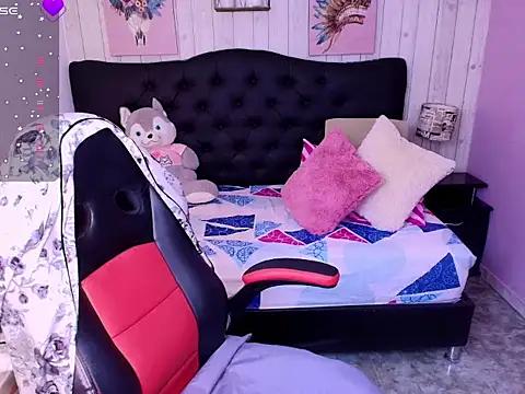 Snapshot of _Rachel_Jones_ chatting on February 26, 2026, 12:20 am Rachel Jones online show from February 26, 2026, 12:20 am