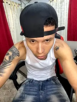 Hansell francheska online show from November 9, 2025, 3:05 am