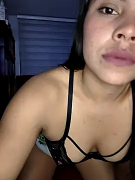 Snapshot of kathieeen chatting on October 28, 2025, 3:43 am kathieeen online show from October 28, 2025, 3:43 am