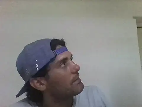 Capriflow online show from December 15, 2025, 2:05 am