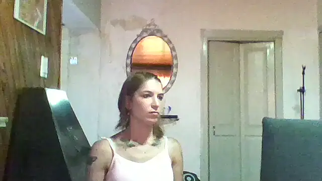 Snapshot of Capriflow chatting on February 20, 2026, 6:41 pm Capriflow online show from February 20, 2026, 6:41 pm