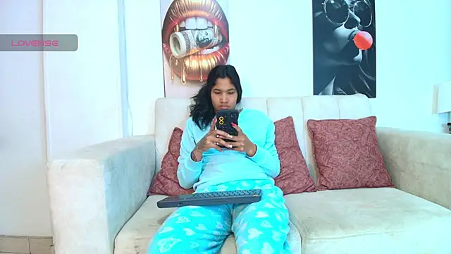 Snapshot of Skinny_Nasty_Dirty chatting on October 28, 2025, 12:41 pm Skinny Nasty Dirty online show from October 28, 2025, 12:41 pm