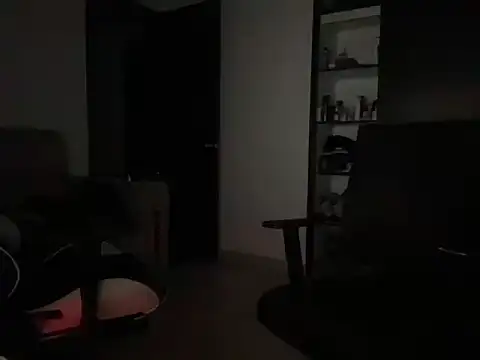 lionandreough online show from November 1, 2025, 1:40 am