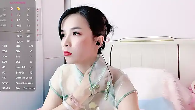 Snapshot of -Jenny-666- chatting on February 5, 2026, 5:17 pm -Jenny-666- online show from February 5, 2026, 5:17 pm