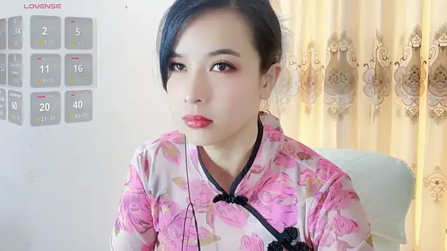 -Jenny-666- online show from May 15, 2026, 12:06 am