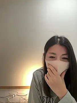 akimix xoxo online show from November 28, 2025, 1:36 pm