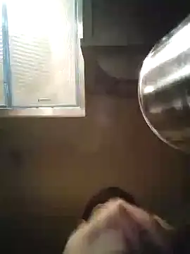 Snapshot of TuFlapito chatting on November 3, 2025, 7:20 am TuFlapito online show from November 3, 2025, 7:20 am