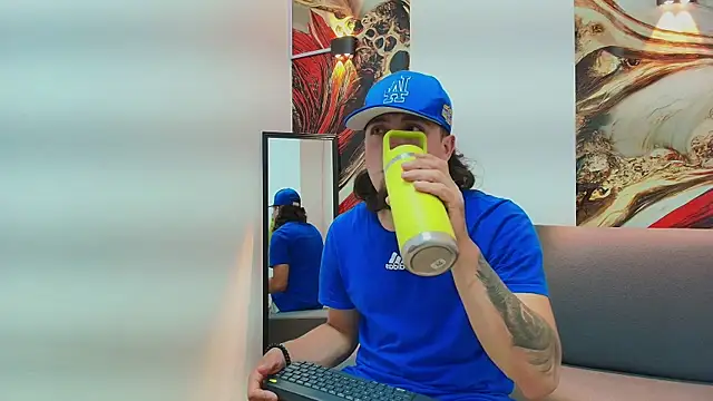 STEINER 01 online show from November 10, 2025, 4:00 am