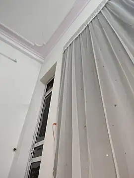 Snapshot of ezabel- chatting on February 5, 2026, 1:38 pm ezabel- online show from February 5, 2026, 1:38 pm