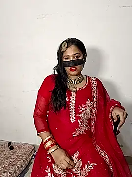 Heena-143 online show from May 27, 2026, 7:55 pm