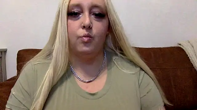 Snapshot of goddessbarbie444 chatting on October 31, 2025, 12:55 am goddessbarbie444 online show from October 31, 2025, 12:55 am