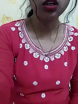 Rubi  1 online show from November 8, 2025, 3:07 am