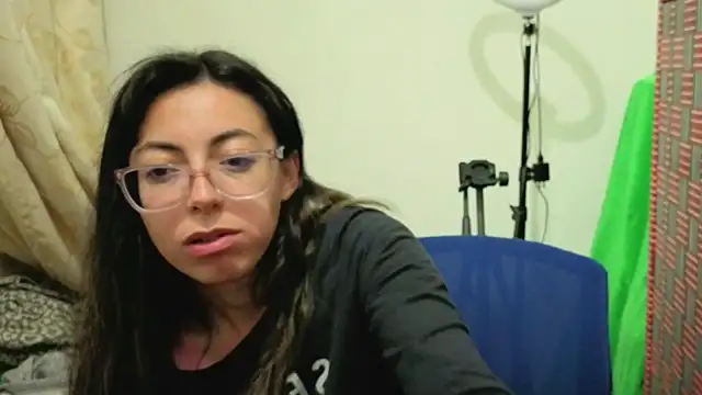 zylla storn online show from March 29, 2026, 11:27 pm