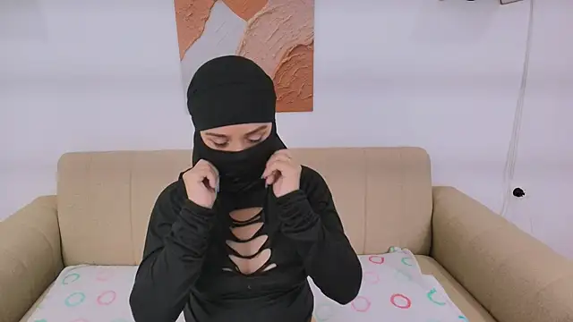 Lailaa lush online show from April 8, 2026, 6:13 am