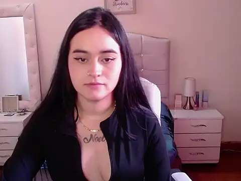  Sendella online show from November 4, 2025, 12:26 pm