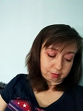 MaryKiki5619 online show from April 22, 2026, 2:18 pm