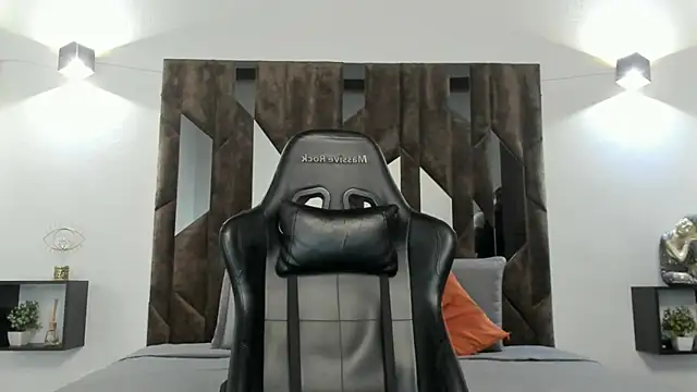 MATEO DILUCA online show from November 27, 2025, 10:06 am