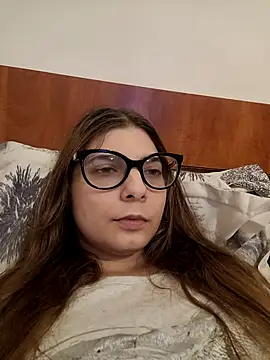 sweetbabygirlforyou online show from July 28, 2026, 4:39 pm