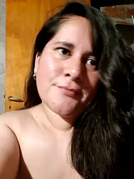 Clara Arg online show from November 26, 2025, 2:45 am