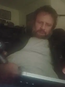 Snapshot of Fuckboyguyman chatting on June 27, 2026, 3:33 am Fuckboyguyman online show from June 27, 2026, 3:33 am
