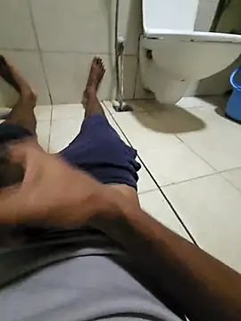 16Hose online show from April 12, 2026, 2:33 pm