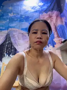 Zuzu-6 online show from May 27, 2026, 12:29 am