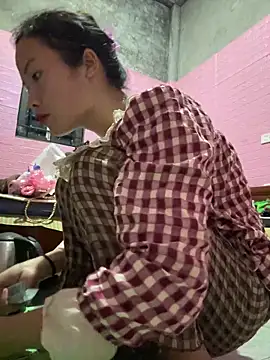 Yunzang online show from March 16, 2026, 3:45 am