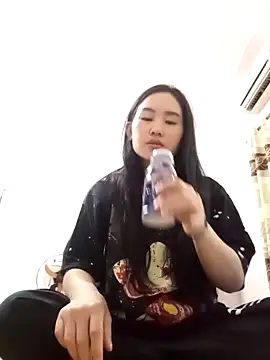 Snapshot of lemon-0 chatting on November 5, 2025, 2:50 pm lemon-0 online show from November 5, 2025, 2:50 pm