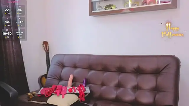 nicoledance69 online show from November 4, 2025, 9:25 pm