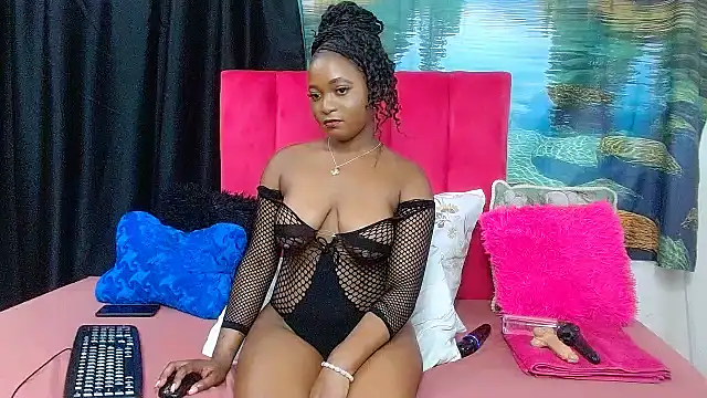 Snapshot of Lisa-001 chatting on April 5, 2026, 3:42 pm Lisa-001 online show from April 5, 2026, 3:42 pm