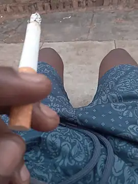 Snapshot of younggblackkCOCK19 chatting on November 6, 2025, 3:40 am younggblackkCOCK19 online show from November 6, 2025, 3:40 am