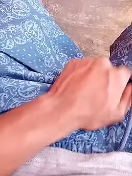 younggblackkCOCK19 online show from April 20, 2026, 2:31 pm