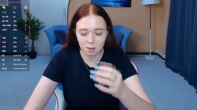 AddieOsler online show from May 30, 2026, 7:44 pm